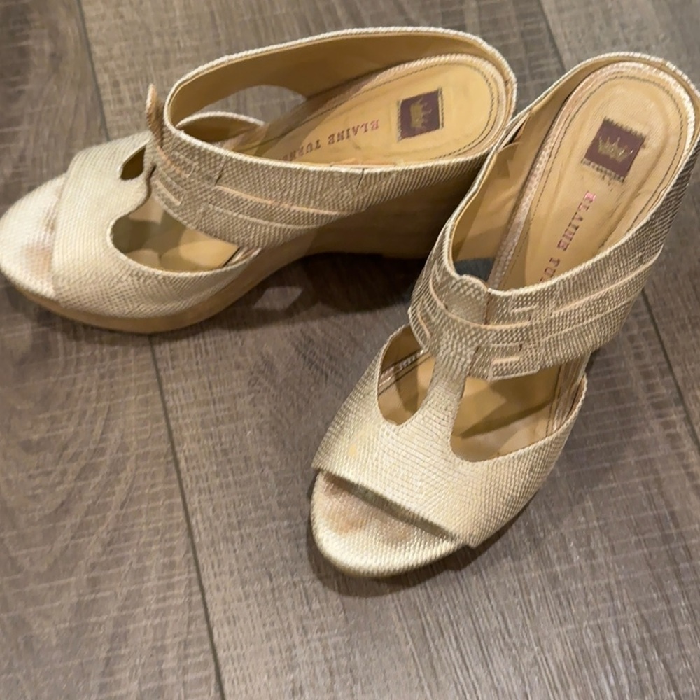 Gold heels